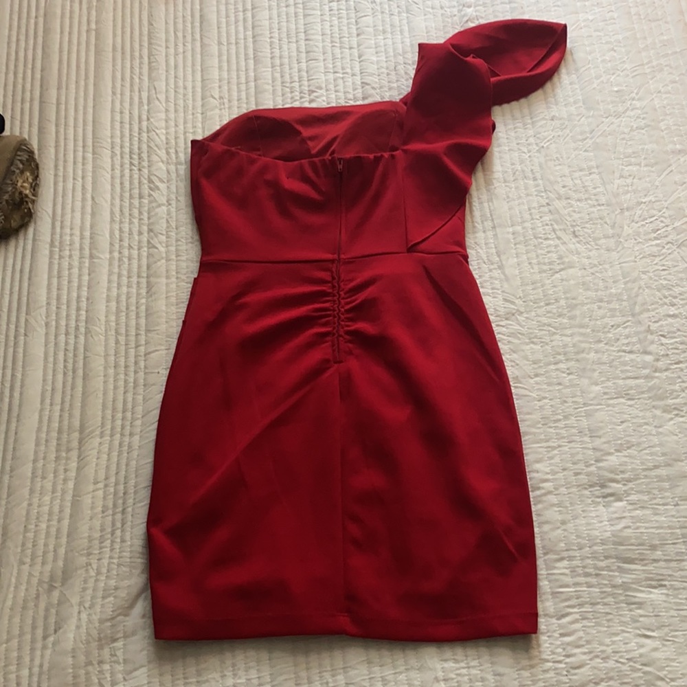 Red Dress - Picture 2 of 2
